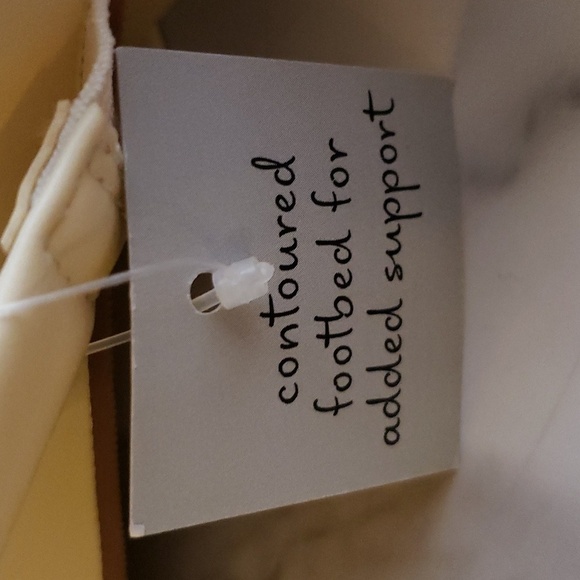 A New Day™ Nadine Skinny Strap Sandals – Yellow Size 9.5 - Picture 7 of 7